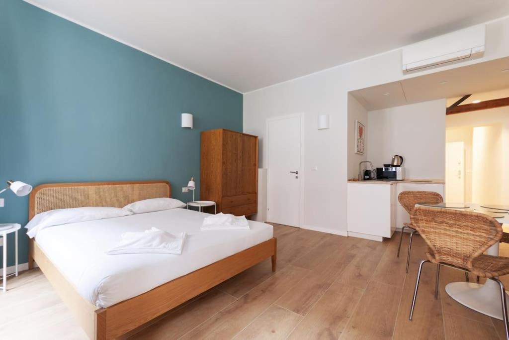 Youhosty - Ticinese Suite 1 Milano Exteriör bild