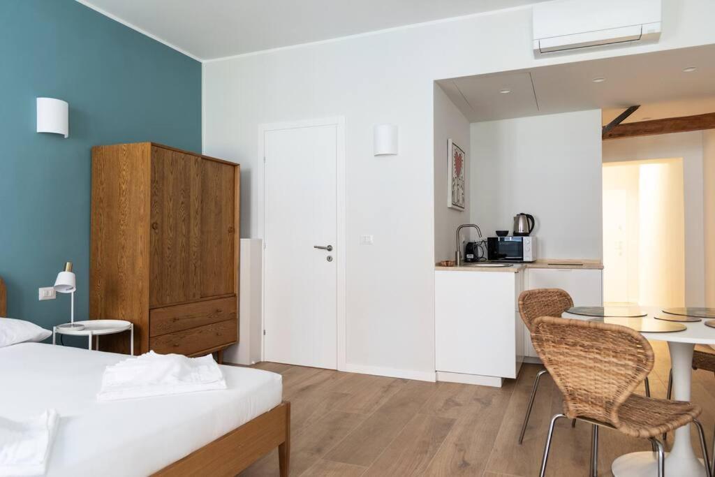 Youhosty - Ticinese Suite 1 Milano Exteriör bild