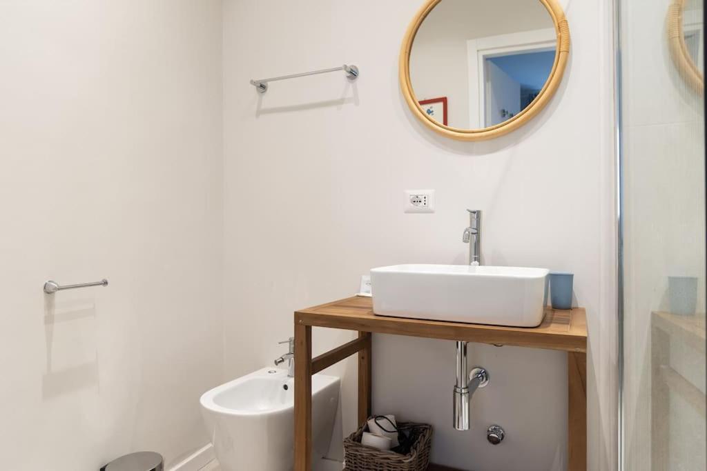 Youhosty - Ticinese Suite 1 Milano Exteriör bild