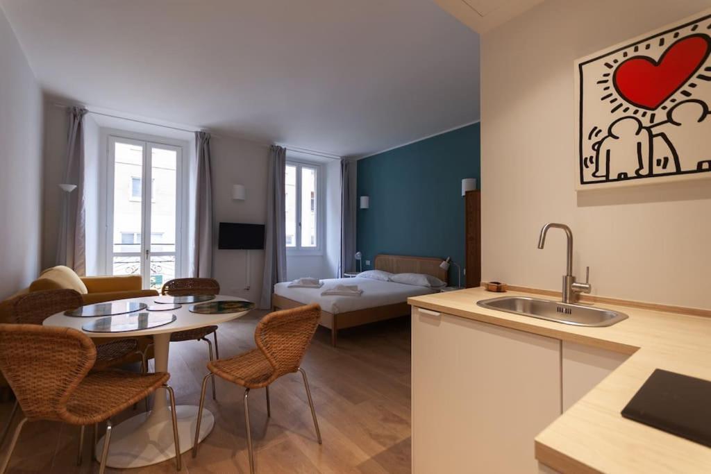 Youhosty - Ticinese Suite 1 Milano Exteriör bild